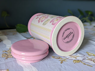 Pot de rangement en céramique rose avec couvercle et motif floral des années 90