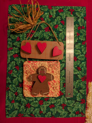 Gingerbread Man & Hearts Door Hanger with straw accent