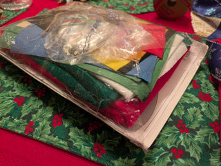 Bucilla peek-a-boo Santa toilet seat cover kit unassembled