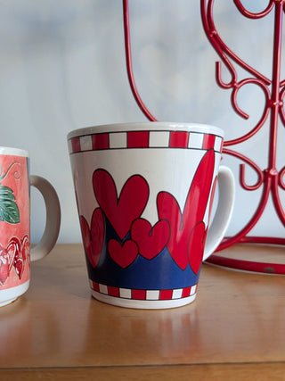 CHOICE: Valentine's Day mugs L O V E or HEARTS