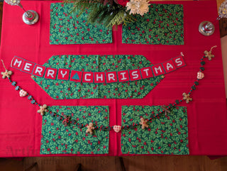 Garland 68 inches: Gingerbread, plaid hearts, wooden christmas trees, and plastic beads