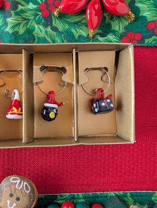party set of 5 Christmas-themed wine charms made from lamp-worked glass