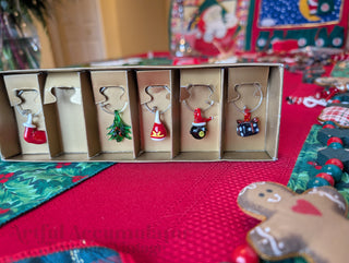 party set of 5 Christmas-themed wine charms made from lamp-worked glass