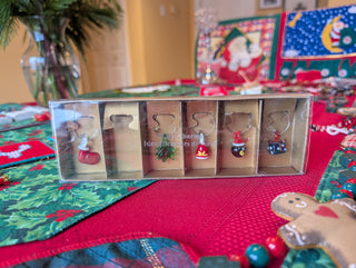 party set of 5 Christmas-themed wine charms made from lamp-worked glass