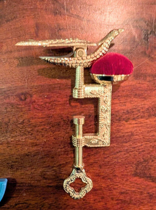 Sewing bird -  - #tag1# - #tag2# - #tag3# - #tag4# - the Artful Accumulator's Vintage Boutique