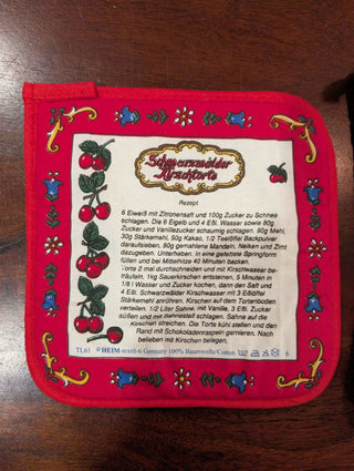 Vintage Christmas Pot Holder and Oven Mit - Artful Accumulator Boutique Vintage