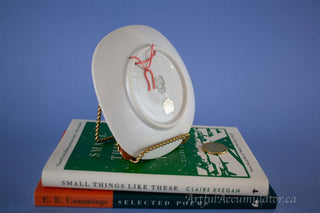 french editorial comic: Quel preteniux, small decorative plate with decorative gold rim -  - #tag1# - #tag2# - #tag3# - #tag4# - the Artful Accumulator's Vintage Boutique