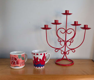CHOICE: Valentine's Day mugs L O V E or HEARTS