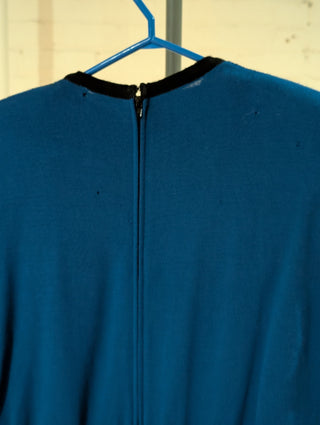 Blue & black patterned vintage sweater dress with belt, gold buttons