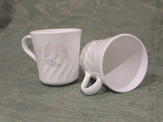 set of 2, Corelle mugs, pink trio pattern