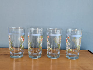 Lot de 4 gobelets, motif floral bleu et rouge, par Firna